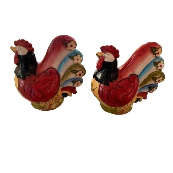 Blue Sky Heather Goldminc Rooster Salt and Pepper Shaker Set - Picture 3 of 7